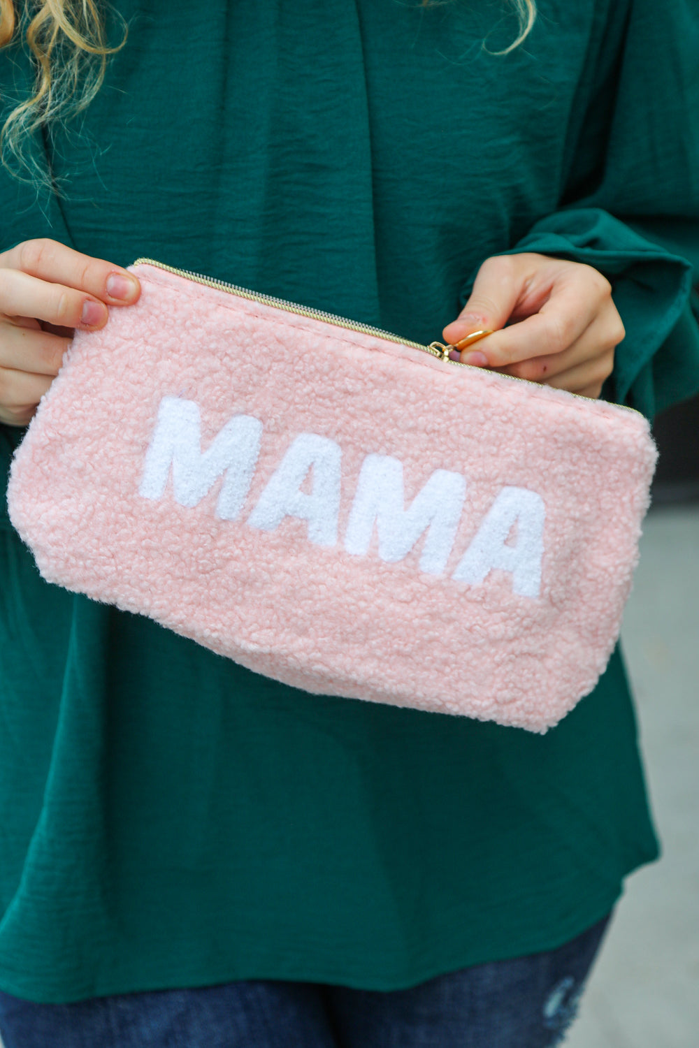 Blush "Mama" Sherpa Zipper Bag - Craze Trends