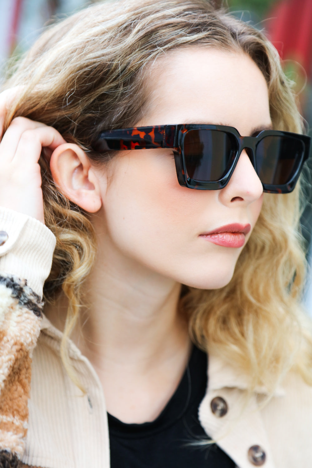 Tortoise Shell Thick Frame Rectangle Sunglasses - Craze Trends