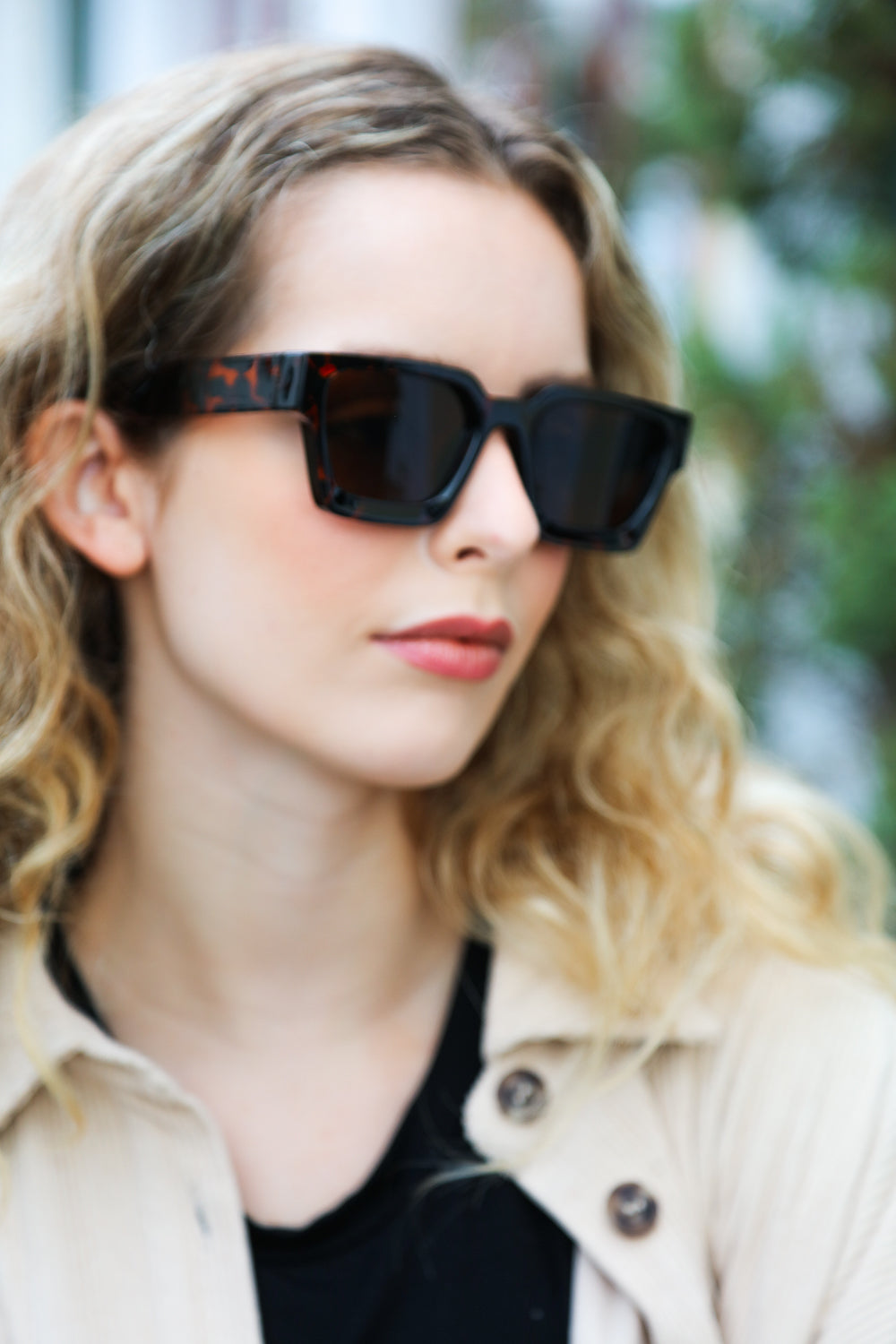 Tortoise Shell Thick Frame Rectangle Sunglasses - Craze Trends