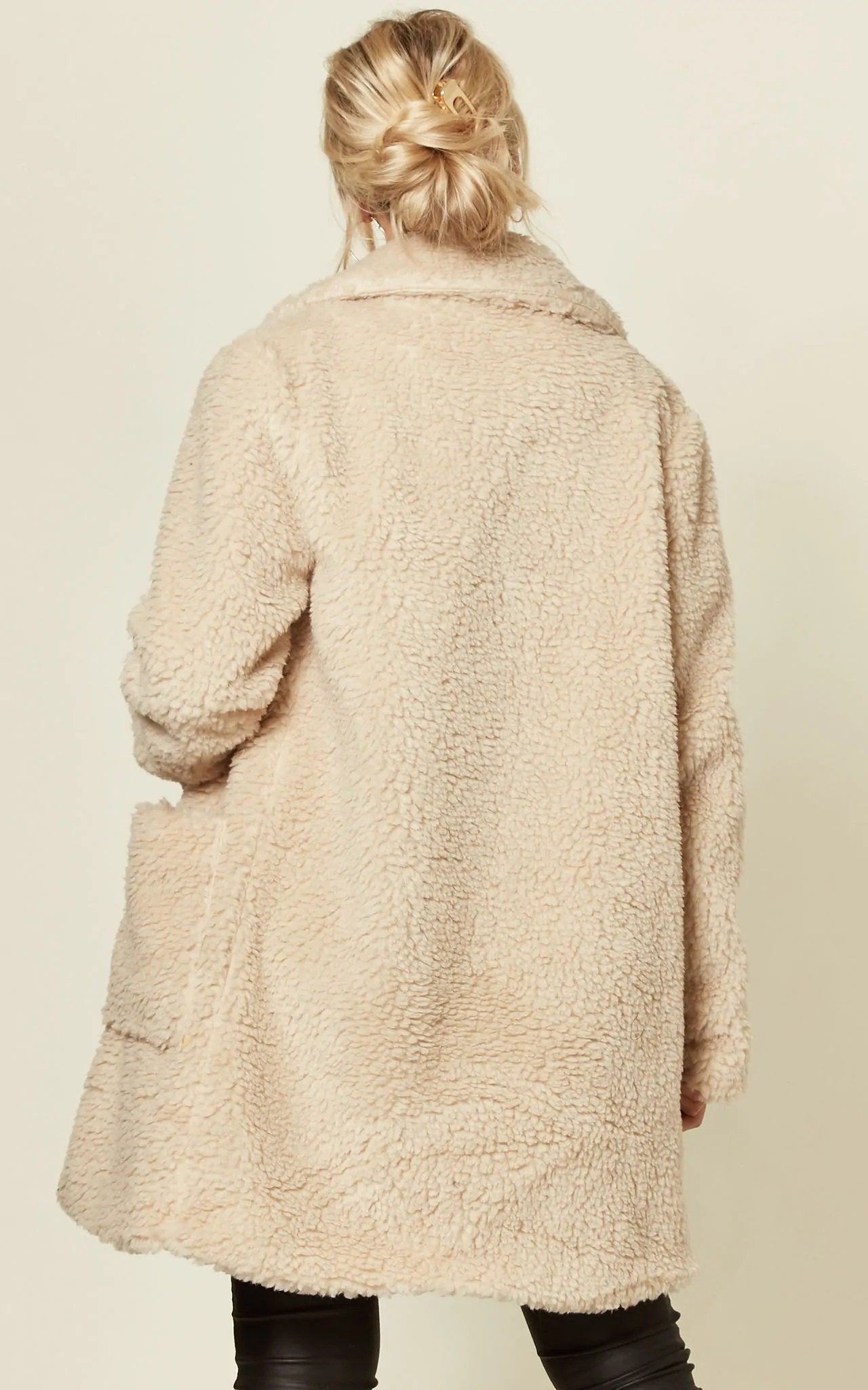 Stud Button Borg Teddy Coat (1905) - Craze Trends