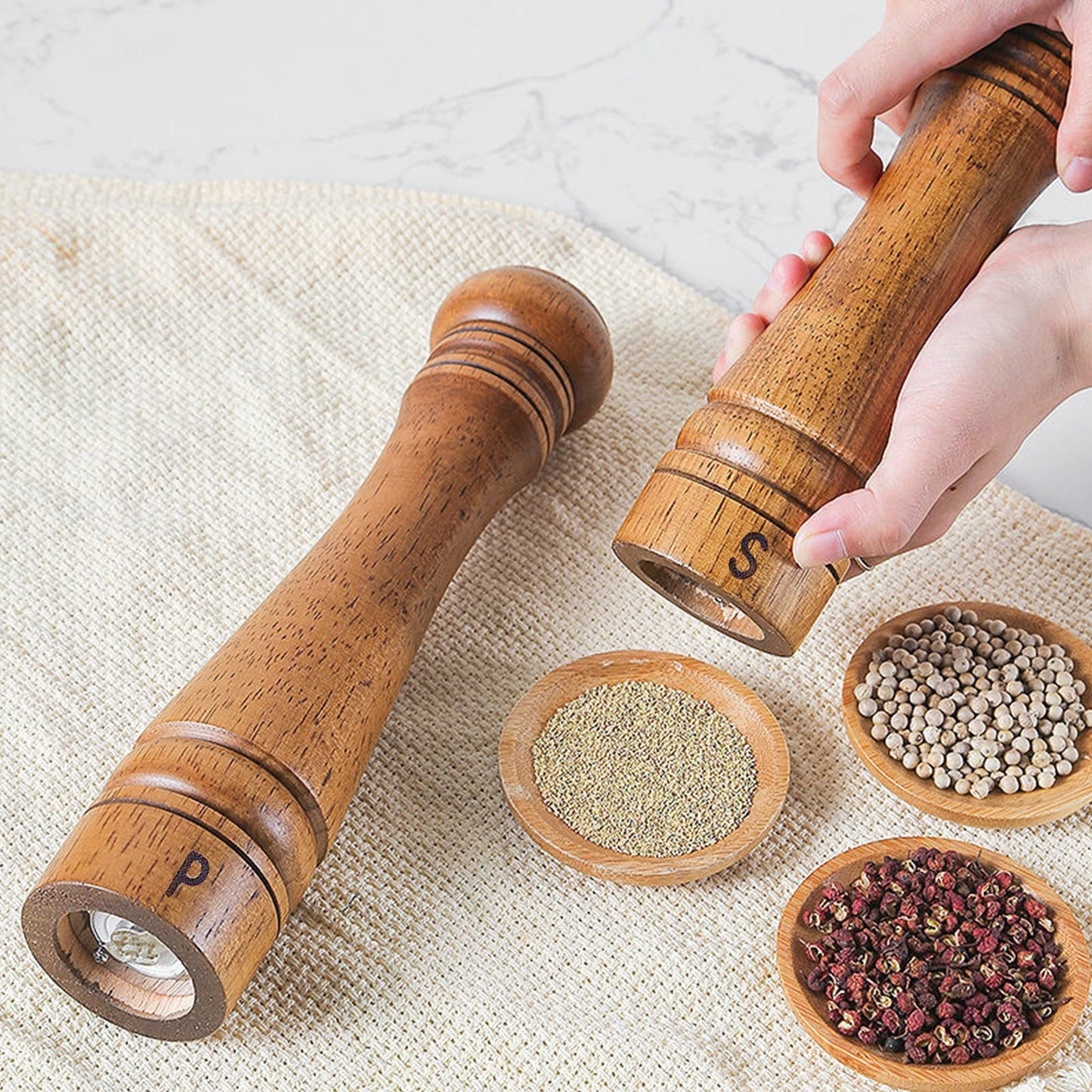 Cooking Salt and Pepper Grinder Hand Movement Wood Pepper Mill Kitchen - Craze Trends