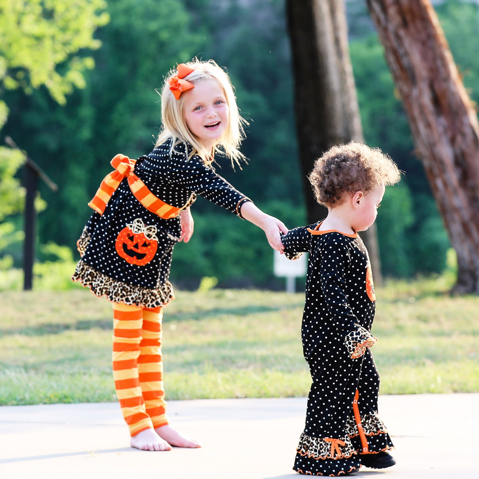 AnnLoren Baby Girls Orange pumpkin Jack O Lantern Halloween Romper - Craze Trends