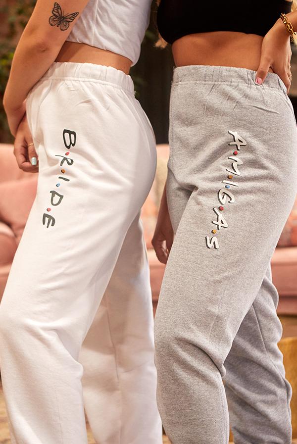 FRIENDS - Bride | Amigas Sweatpants