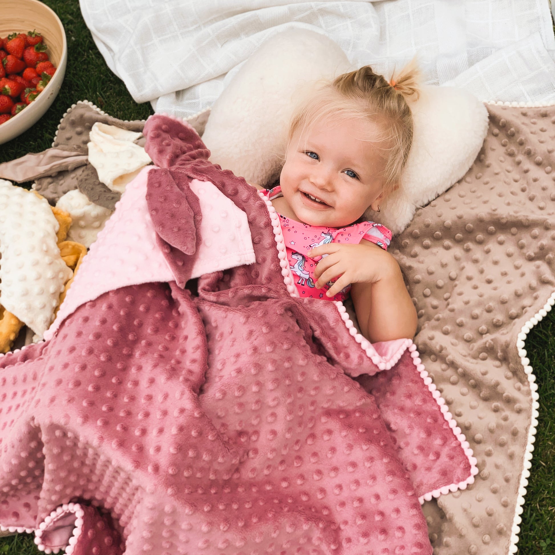 2in1 Blanket with sewn-up Baby Comforter, dusty rose - Craze Trends